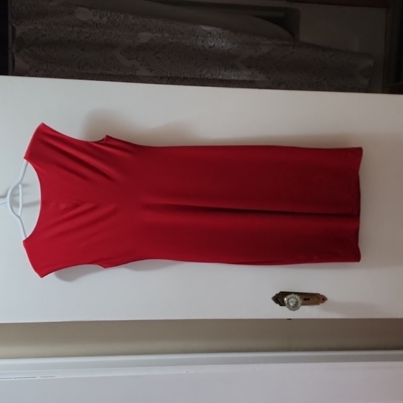 Bodycon Red Dress - Picture 2 of 5
